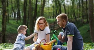 Vom Baby Stillen zur gesunde Ernährung – erster Brei und Abstillen