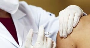 Grippe & Covid: Wann ein Test sinnvoll ist und welche Hausmittel wirklich helfen