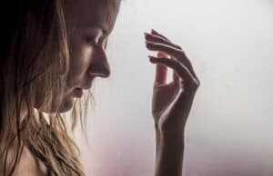 Gebärmutterhalskrebs bekämpfen: Selbsttests, tragbare Labore und HPV-Impfung als innovative Lösungen