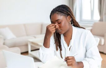 Effektive Erholung am Arbeitsplatz – Powernaps Augenübungen und Spaziergänge für mehr Produktivität