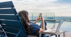 Starke Menstruationsblutungen und Erschöpfung: Ursachen Symptome Behandlung in den Wechseljahren